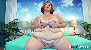 Heavy Redheaded Plumper Julie Ginger Rams Big Dildo Deep