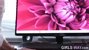 Milf Lesbian Babe Tribs in Stockings HD