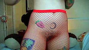 daddy loves my red pantyhose twerking right on his hungry face