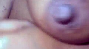 wanna see her soooo wet pussy spread wide open?