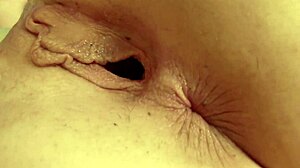 うわっ😲義父の超太チンポ人生初で彼女が激しく騎乗しまくり🐎💦