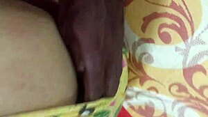 amateur cuckold watching his wife ride bbc? 😈🍆💦