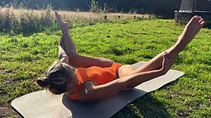 i did hot yoga outside n he shoved dick deep in my mouth omg