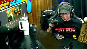 that sweaty 18yo pussy from bruna lambertini drives me wild, what would you do?