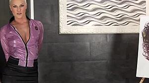 Glam Slut Drowns in Sticky Cum from Gloryhole Bukkake Facial