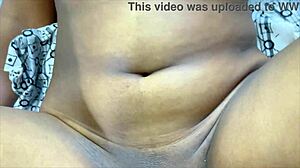 big ass indian girl ridin bbc hard then eatin cum 😍 loves dat pink pussy stretch