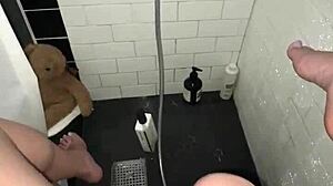 Luxury saudi arab teen escort squirts tight pussy in los angeles shower!