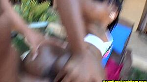 i luv fuckin dat super hot black babe doggystyle