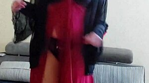 Arab Shemale Sways Hips In Seductive Dance
