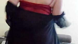 Arab Shemale Sways Hips In Seductive Dance