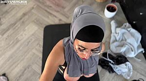 Aaliyah Yasin Caught Facial Cumshot