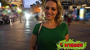 lara cruz knows flatmate wants her porno fuck?