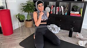 Aaliyah Yasin Caught Facial Cumshot