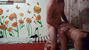 dancei funk pro novinho, ele não aguentou e me fodeu de quatro com big ass e tits balançando