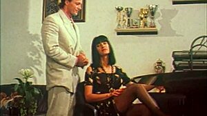 Venere BiancA's slutty office side craves big cock creampie action