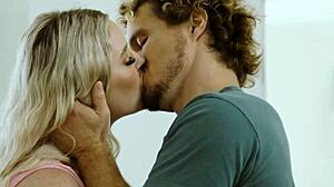 Busty Blonde Jenna Starr's Huge Natural Tits Seduce Hard Fuck!