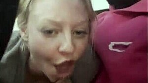 Fat TikTok babe in leggings blows huge cock whole car ride