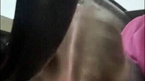 Fat TikTok babe in leggings blows huge cock whole car ride