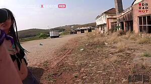 encontrei uma construcao abandonada na estrada e levei uma gostosa de dreadlooks pra fuder ali mesmo... completo no red!