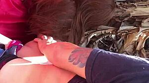 inteada vadia de quatro dando cu com sex toy putinha