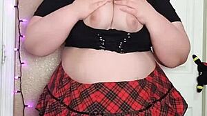 Hey, check this hairy bbw flashing her bare wet pussy lips under that skirt?