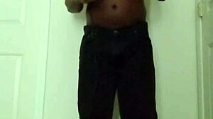 wanna watch me shave my pussy then join my private jerk off session??