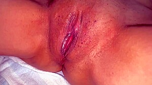 AMATEUR PINK PUSSY CLOSE-UP 334 DAYS POST-VIRGINITY LOSS GETS LICKED WET!