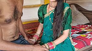 wow pados wali bhabhi looks insane in green sari getting chudai pounded