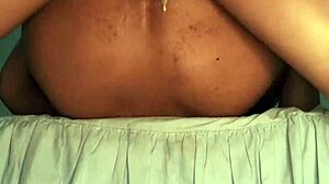 hey watch me vibe my pussy while he anal creampies my ass till i squirt farting loud 💦🍑