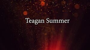 teagan summers spreads legs wide, crams dildo deep into her gaping creamy cunt for orgasmic pleasure