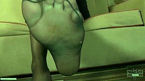 sinn sage's feet clip makes me cum so hard