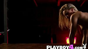 Big ass babe stretches hot ebony milf post workout ripping clothes