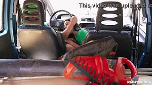 new squirting hire picked up for wet outdoor pussy licking and fucking