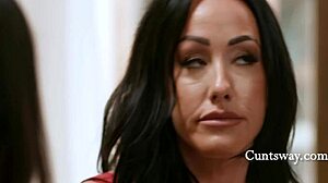 I've Been Your Stepmom for Years! Should We Scissor Cunts?