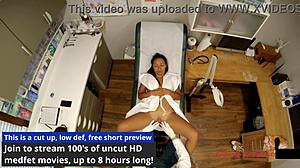 Melany Lopez spreads natural tits and heels for patient's deep intern-al exam
