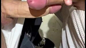 Pegaão No Banheiro Da Academia Free Monster Cock Pounding!