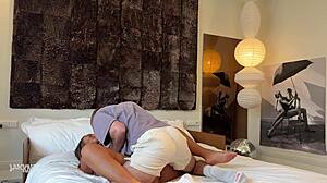 Muscular Babe Gives Hotel Key For Big Cock Doggystyle Pounding