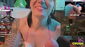 😍 gamer girl in her sexy kitty bikini just drools nonstop all over that massive cock mmm 🔥