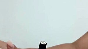 ugh i hate hubby shoving dick in while i'm doing my nails pregnant!