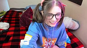 omg edging my nerdy pussy with vibrator viewers control panties on and off plus feet play 😍🔥