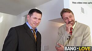 Anna Deville stretched wide by double penetration thrills