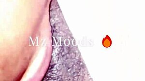 her hot pussy loves that tongue licking deep mz moods cunilingus muff diving amateur style