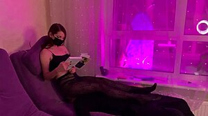 Crush Under Mistress Sofi's Full-Weight Nylon Pantyhose Facesitting While She Ignores Slave Completely!