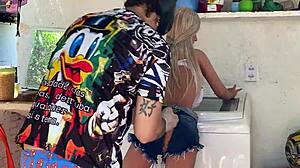 a sogra me disse faz tempo que quer e me deu o cu com sex toy anal assfucking outdoor public pornstar!