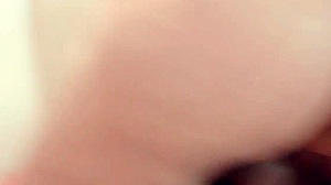 chupando hasta tragar y metiendola en el orto pa llenarme la garganta de leche