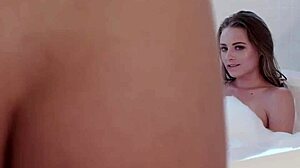 Wow! Kyler Quinn and Busty Ebony Nia Nacci's Bathroom Lesbian Tribbing Orgasms!