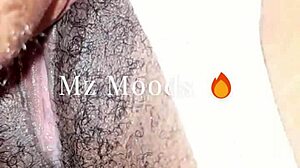 her hot pussy loves that tongue licking deep mz moods cunilingus muff diving amateur style