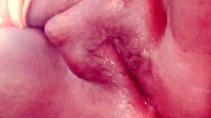desi bhabhi bath turns into wet fuck 🚿🍆