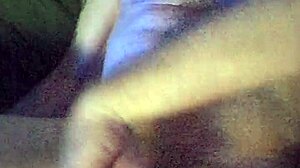 WATCH GAZZADOMM WANK THAT DADDY COCK HARD!!