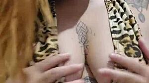 T� com tesão louco! Goza nos meus peitos e axilas agora 🔥🍈💦